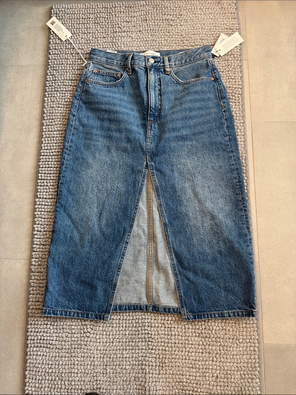 Denim Forum 90’s Halle Blue Denim Midi Skirt with Front Slit